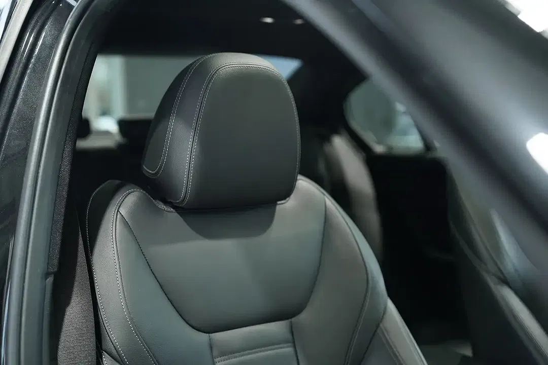 BMW 330 M - Thumbnail 13