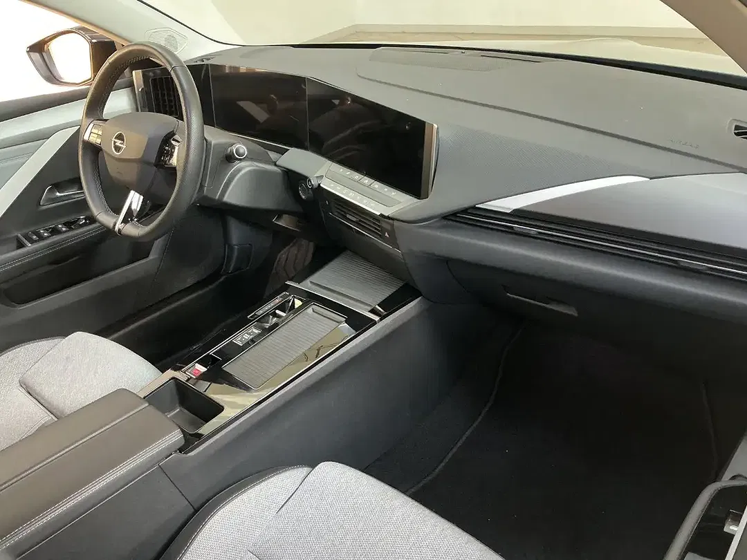 Opel Astra 1.2 - Thumbnail 9