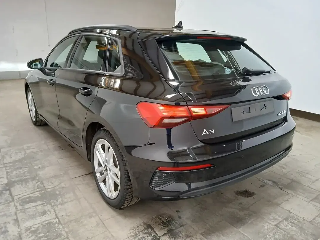 Audi A3 S tronic - Thumbnail 6