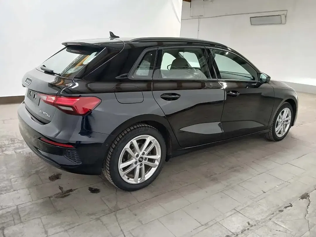 Audi A3 S tronic - Thumbnail 8