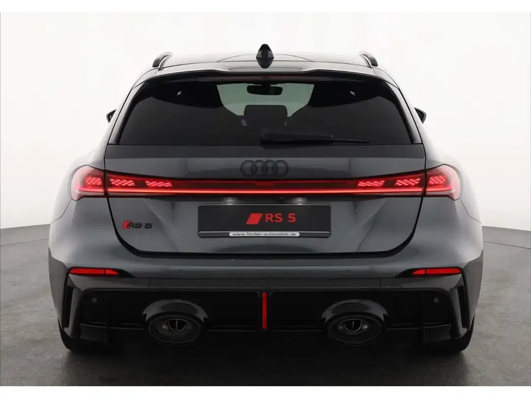 Audi RS5 quattro Avant sport - Thumbnail 5