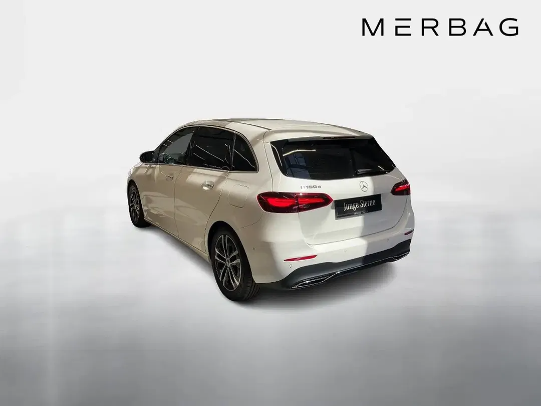 Mercedes-Benz B 180 - Thumbnail 2