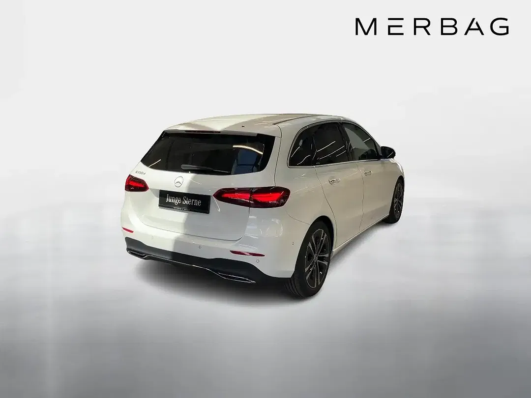 Mercedes-Benz B 180 - Thumbnail 3