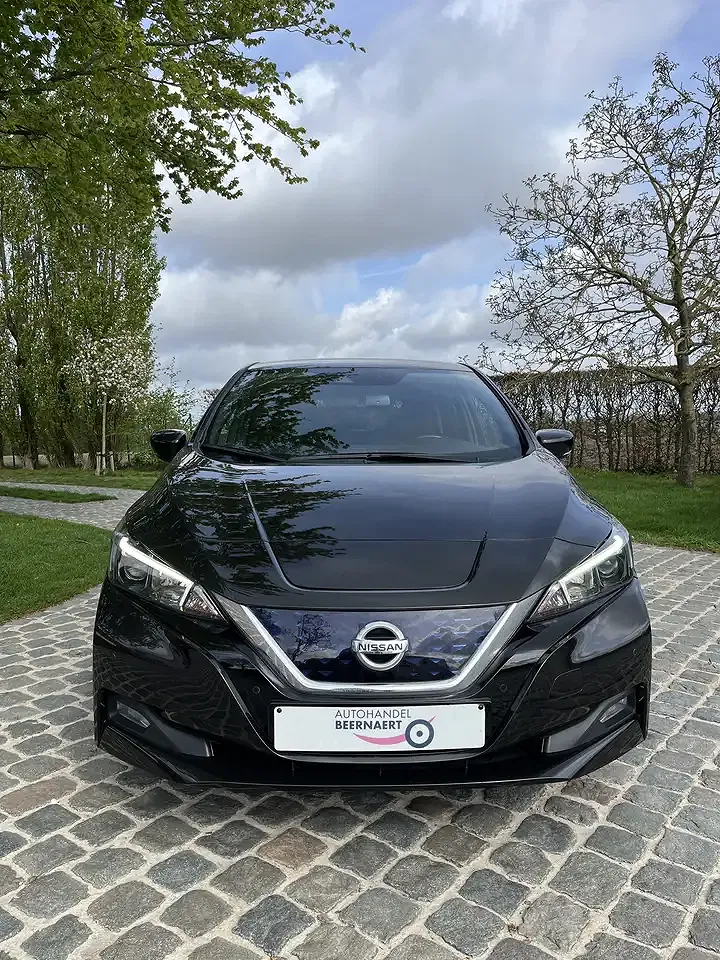 Nissan Leaf Tekna - Thumbnail 3