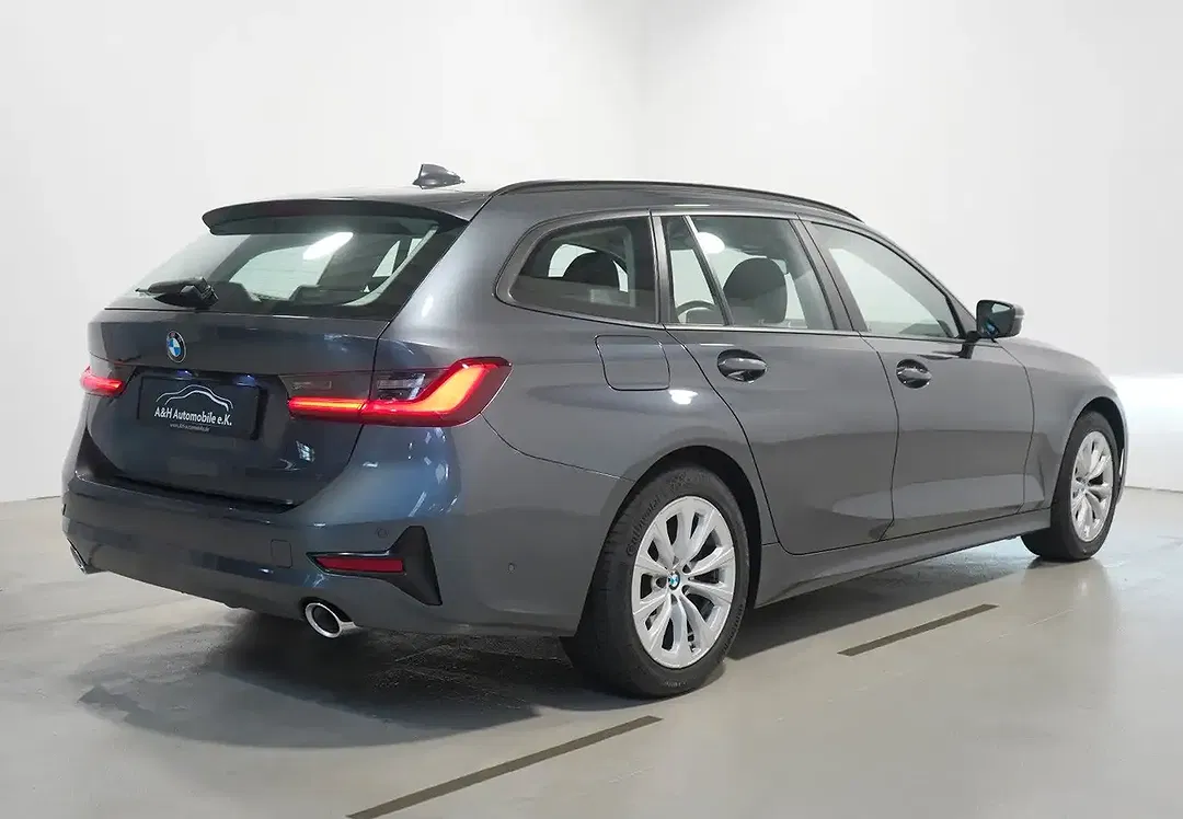 BMW 320 MHEV Touring - Thumbnail 9