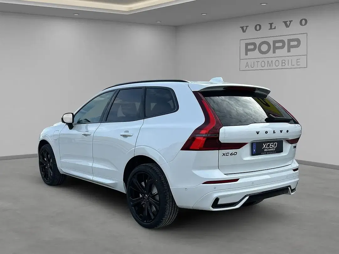 Volvo XC60 T8 AWD Ultra Black Edition - Thumbnail 12