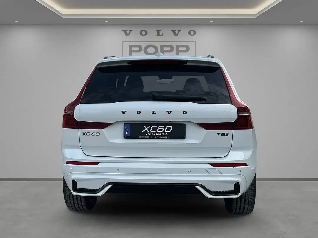 Volvo XC60 T8 AWD Ultra Black Edition - Thumbnail 4