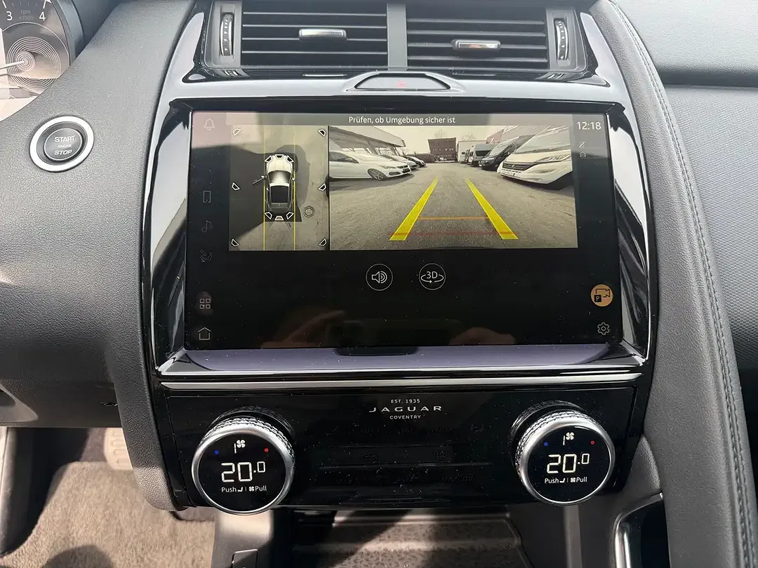 Jaguar E-Pace 4x4 - Thumbnail 14