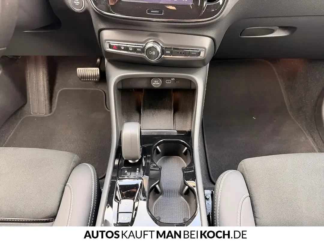 Volvo XC40 B4 AWD Plus Bright - Thumbnail 9