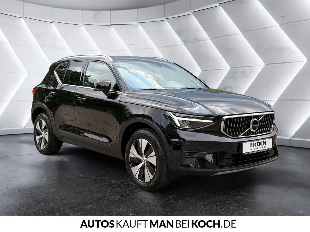 Volvo XC40 B4 AWD Plus Bright - Thumbnail 4