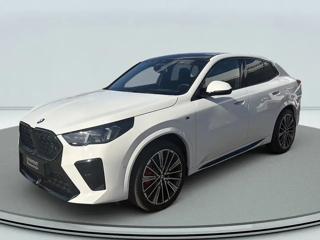 BMW X2 sDrive M Sport - Thumbnail 2