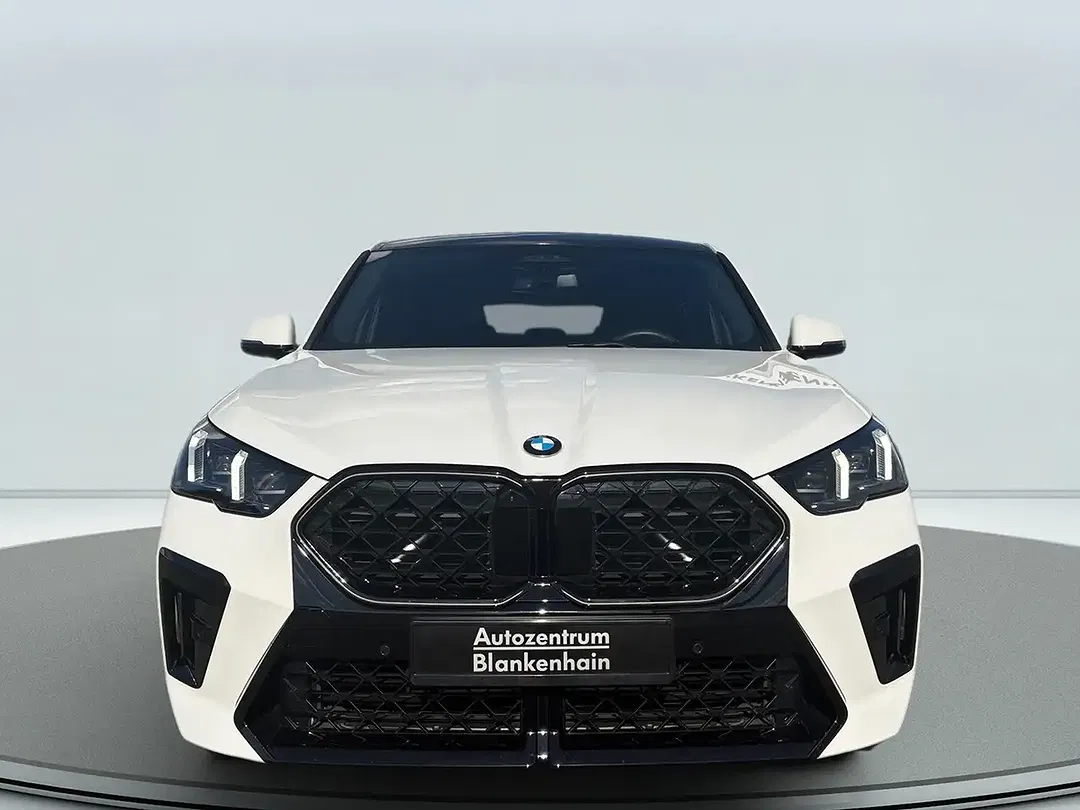 BMW X2 sDrive M Sport - Thumbnail 3