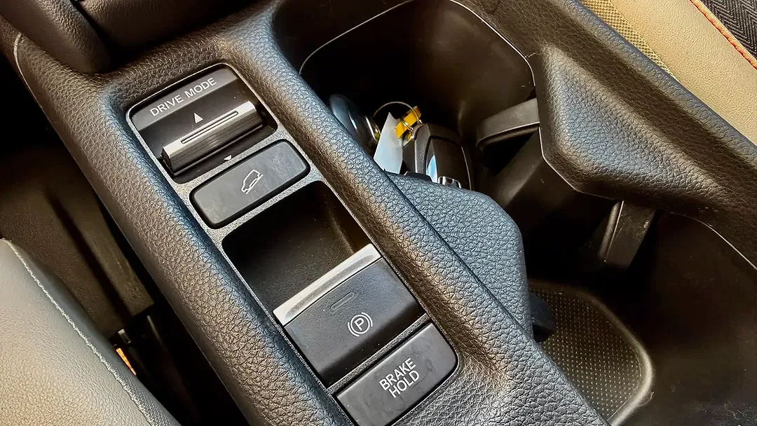 Honda HR-V VTEC e-CVT Sport Advance Premium - Thumbnail 19