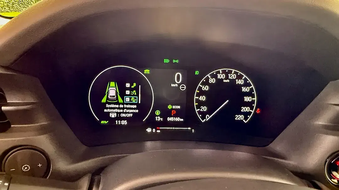 Honda HR-V VTEC e-CVT Sport Advance Premium - Thumbnail 39