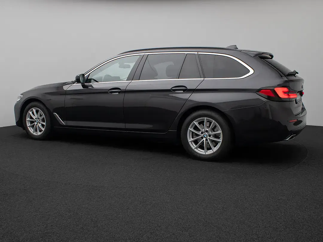 BMW 520 Sport - Thumbnail 9