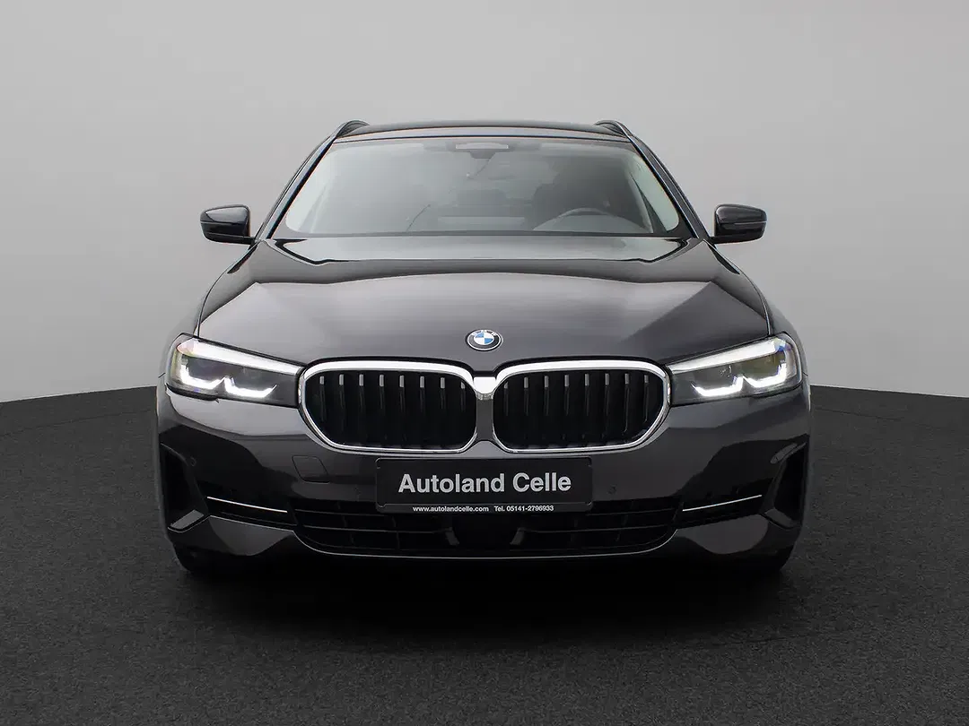 BMW 520 Sport - Thumbnail 1
