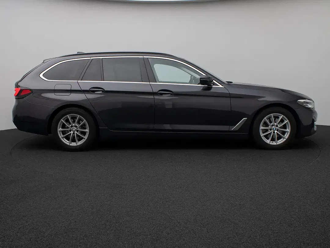 BMW 520 Sport - Thumbnail 4