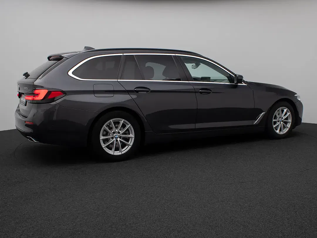 BMW 520 Sport - Thumbnail 5