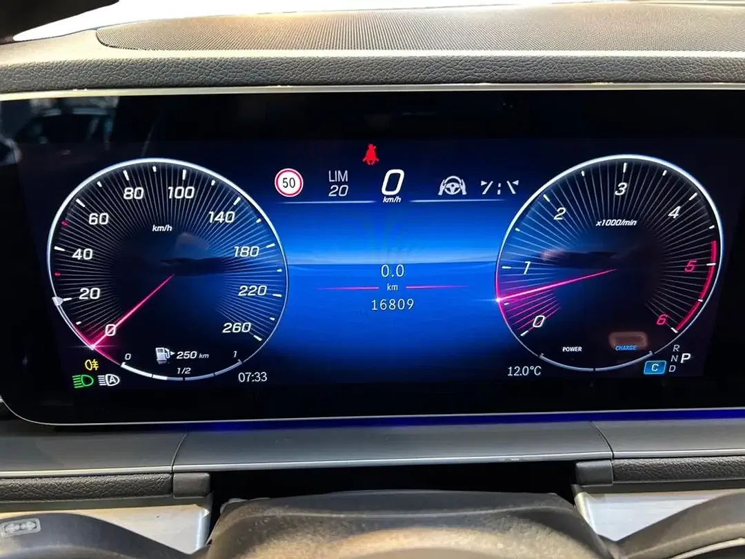 Mercedes-Benz GLE 450 4MATIC AMG - Thumbnail 9