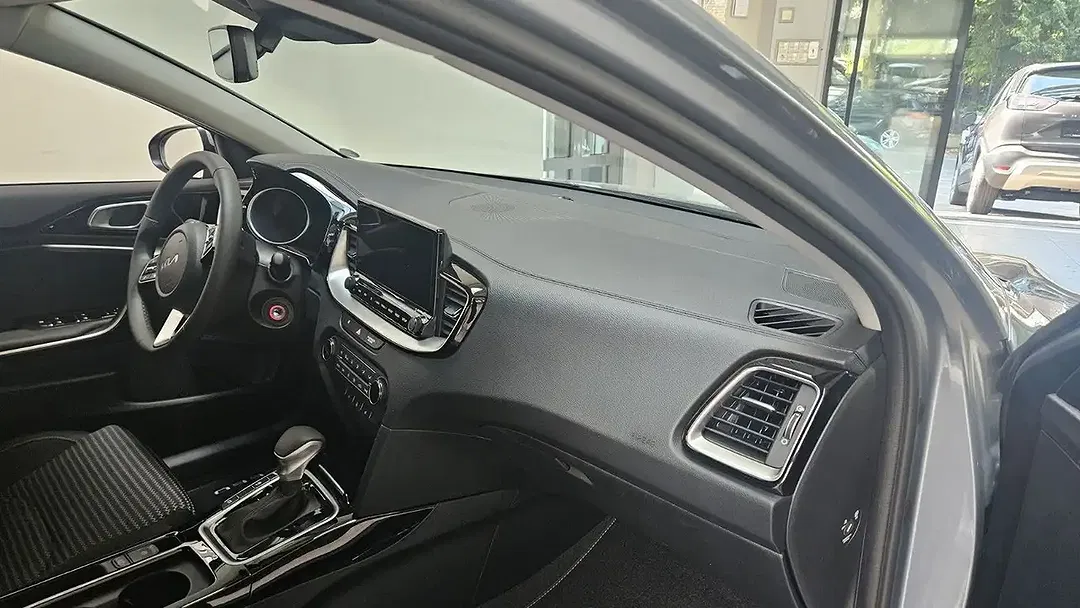 Kia Ceed / cee'd DCT Vision - Thumbnail 12
