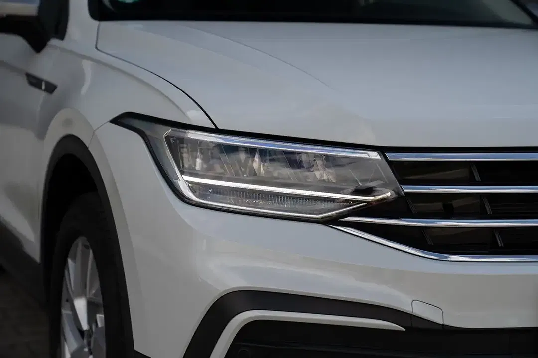 Volkswagen Tiguan Allspace - Thumbnail 3
