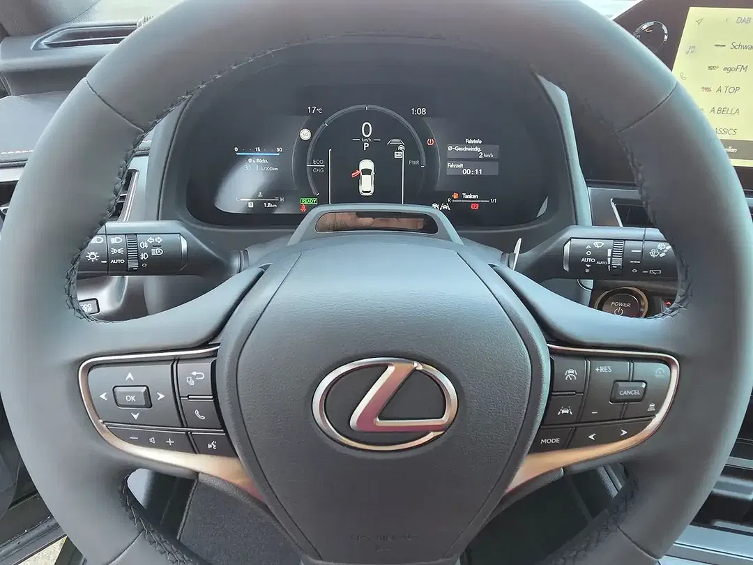 Lexus UX 300h F SPORT Design - Thumbnail 9