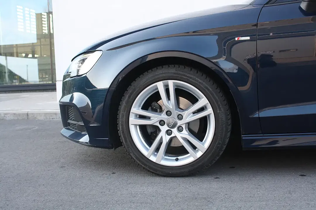 Audi A3 35 TFSI S line - Thumbnail 6