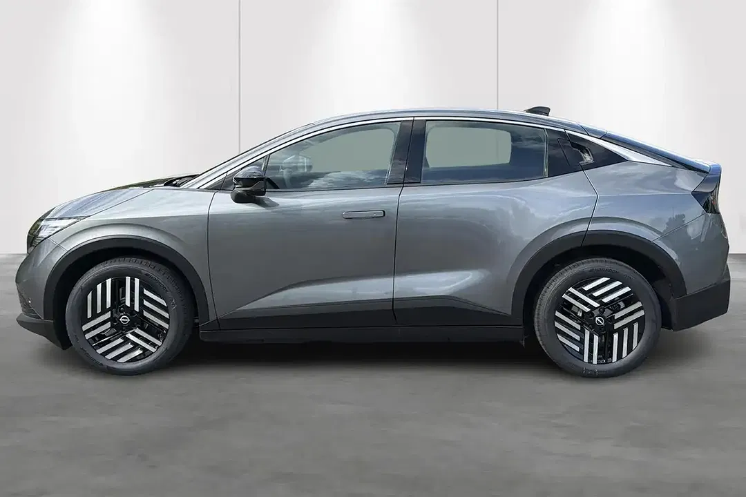 Nissan Leaf Plus - Thumbnail 3