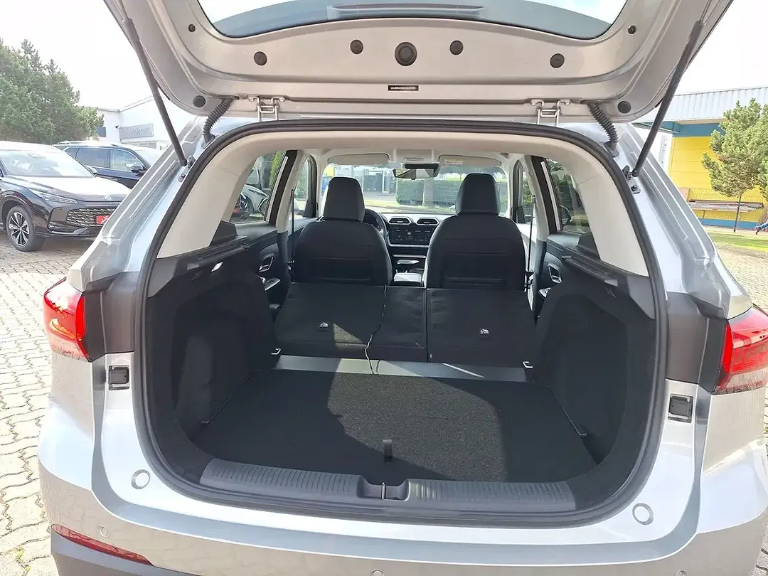 MG ZS Hybrid+ Luxury - Thumbnail 8