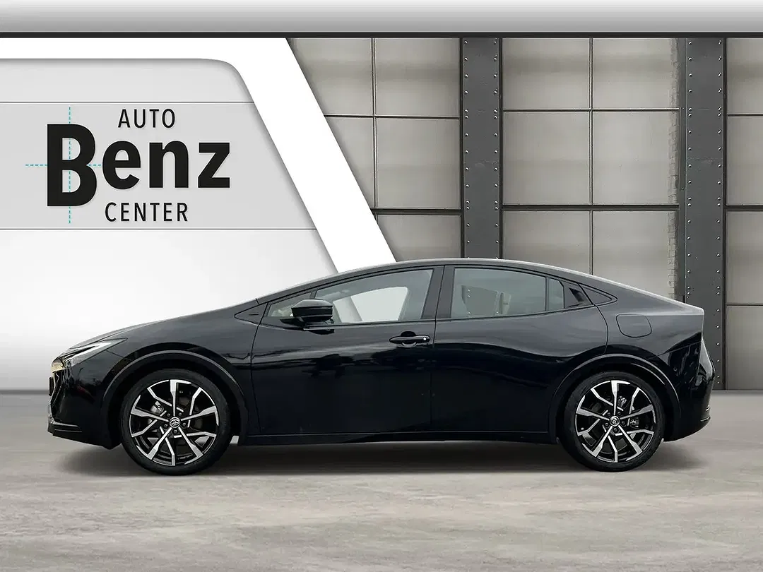 Toyota Prius PHEV - foto 2