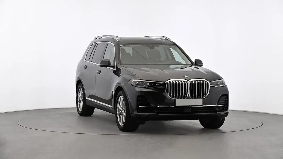 BMW X7 AUT xDrive - Thumbnail 1