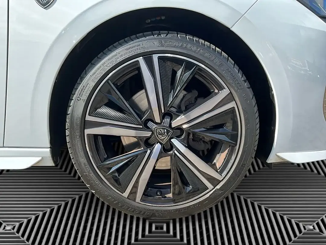 Peugeot 308 130 PureTech EAT8 GT SW - Thumbnail 10