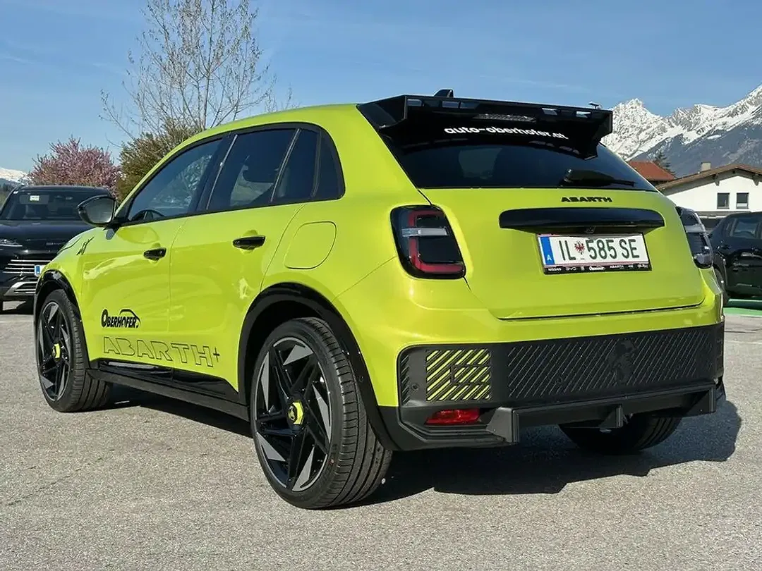 Abarth 600e Scorpionissima - Thumbnail 4
