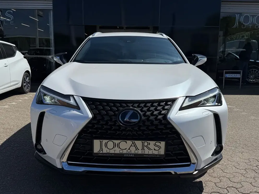 Lexus UX 250h - foto 2