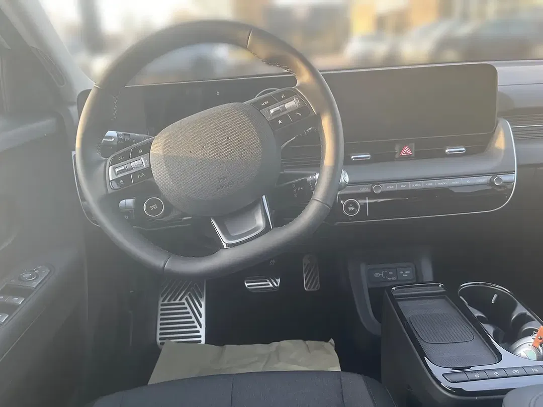 Hyundai IONIQ 5 - Thumbnail 8