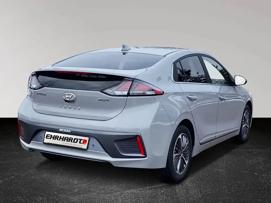 Hyundai IONIQ 1.6 GDI PHEV Style - Thumbnail 3