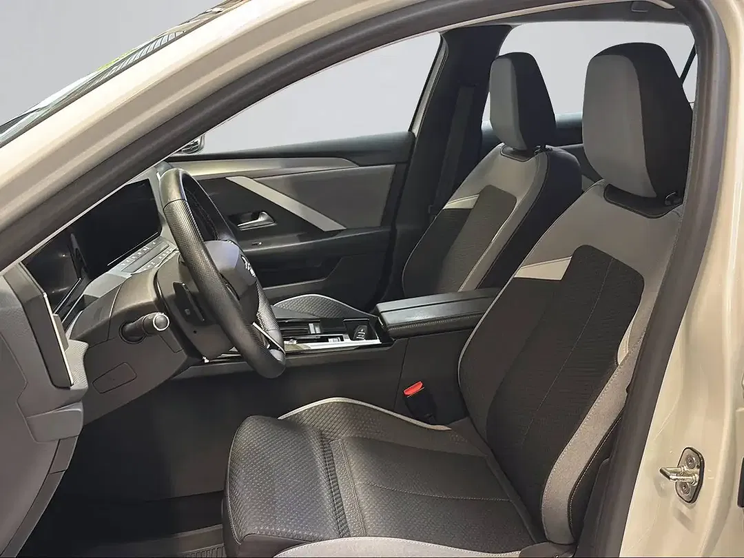 Opel Astra PHEV Edition - Thumbnail 7