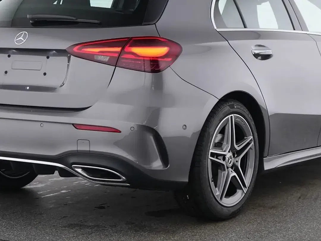 Mercedes-Benz A 180 - Thumbnail 9