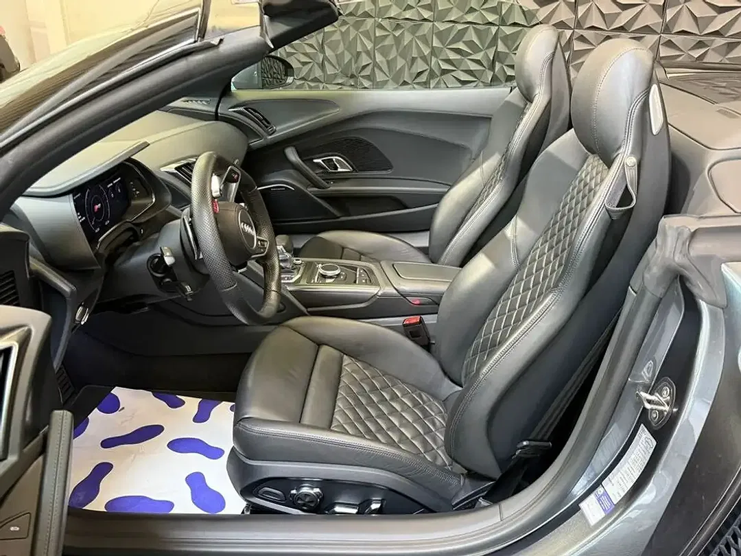 Audi R8 5.2 FSI quattro performance - Thumbnail 11