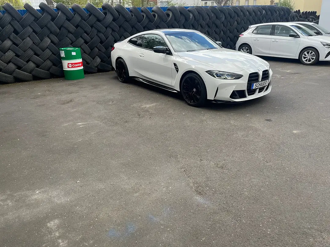 BMW M4 Competition - foto 2