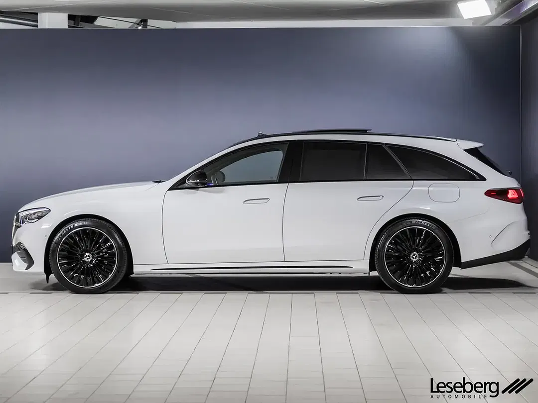 Mercedes-Benz E 300 4MATIC AMG - Thumbnail 3