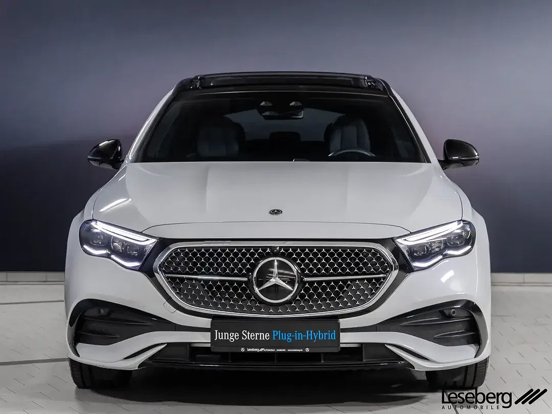 Mercedes-Benz E 300 4MATIC AMG - Thumbnail 5
