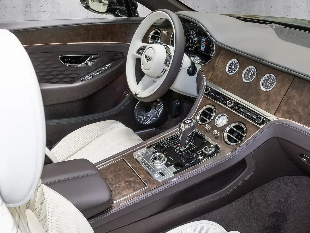 Bentley Continental GTC Mulliner - Thumbnail 13