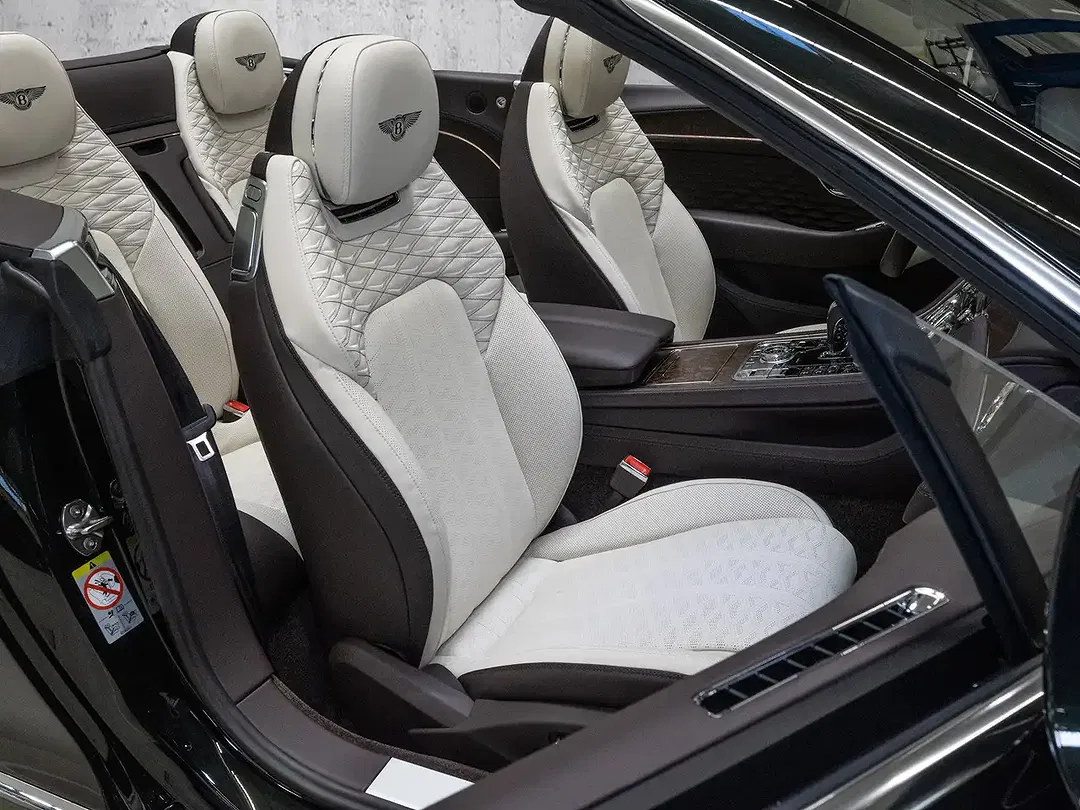 Bentley Continental GTC Mulliner - Thumbnail 8