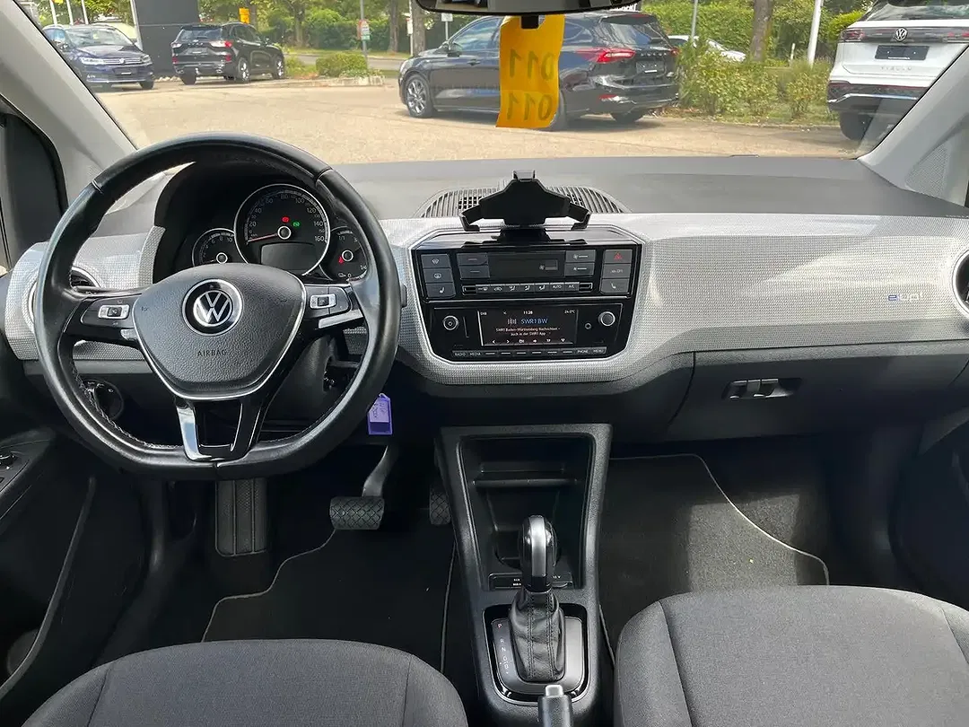 Volkswagen up! Style Plus - Thumbnail 11