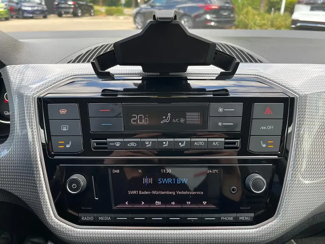 Volkswagen up! Style Plus - foto 12