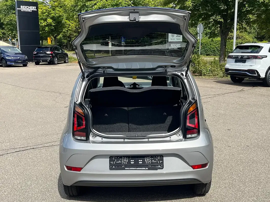 Volkswagen up! Style Plus - Thumbnail 6