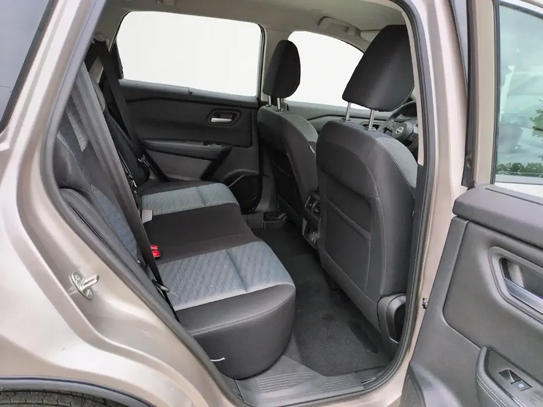 Nissan X-Trail 1.5 VC-T MHEV Acenta - Thumbnail 11
