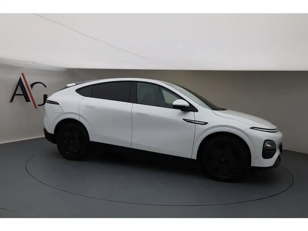 Xpeng G6 RWD MY2025 Standard Range - Thumbnail 8