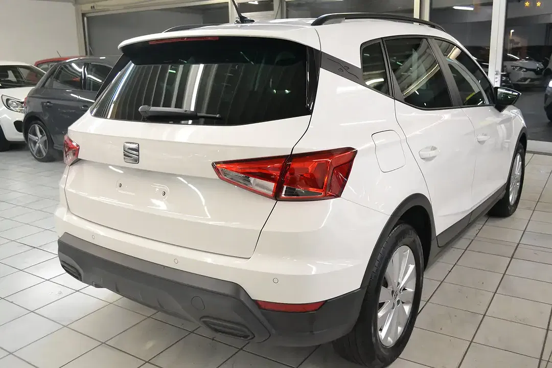 SEAT Arona Style - Thumbnail 6